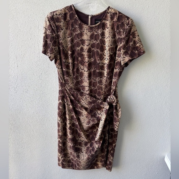 August Silk Dress Size 14 100% Silk Animal Print Wrap Dress Career - Picture 1 of 11